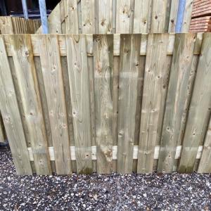 Houthandel Bos - Betonscherm 21 pl. geïmpregneerd 120x180 RVS