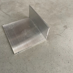 Aluminium Eindstukje L Multiverbinding