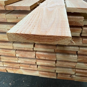 Douglas fijnbezaagd 22x150mm