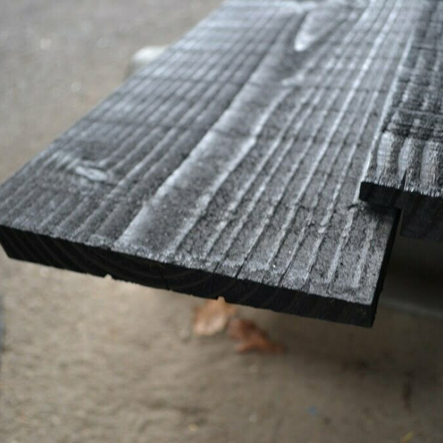 Douglas fijnbezaagd 28x180mm ijsselrabat zwart - 300cm