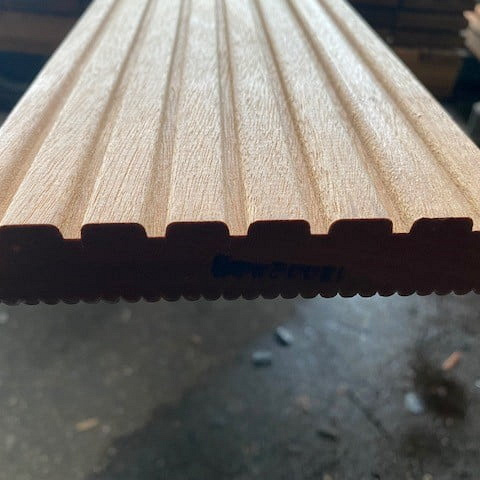 Bangkirai 25x145mm vlonderplank - 245cm